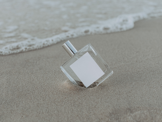 Les Parfums d’Été : Fraîcheur, Légèreté et Élégance Saisonnière